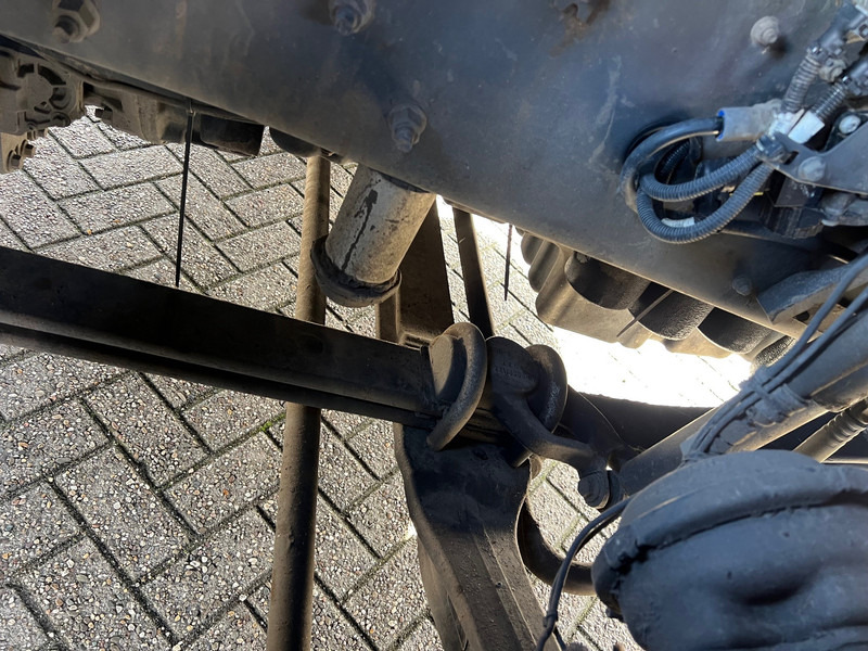 Tracteur routier Renault T 460: photos 19 Tracteur routier Renault T 460: photos 19