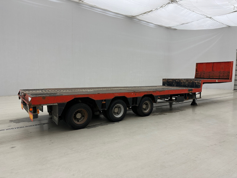Verem Low bed trailer - Semi-remorque surbaissé: photos 4 Verem Low bed trailer - Semi-remorque surbaissé: photos 4