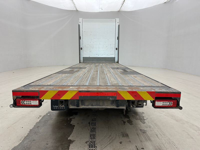Camion plateau Volvo FH500 Globetrotter 6x2: photos 6