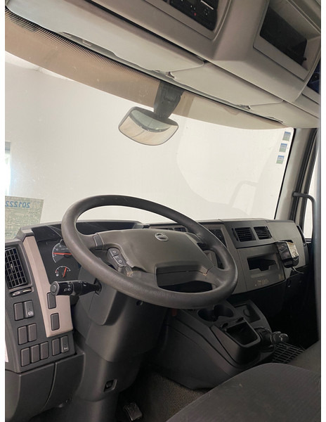 Camion fourgon Volvo FL 240: photos 11 Camion fourgon Volvo FL 240: photos 11