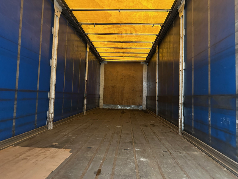 Camion à rideaux coulissants Volvo FL 250: photos 6