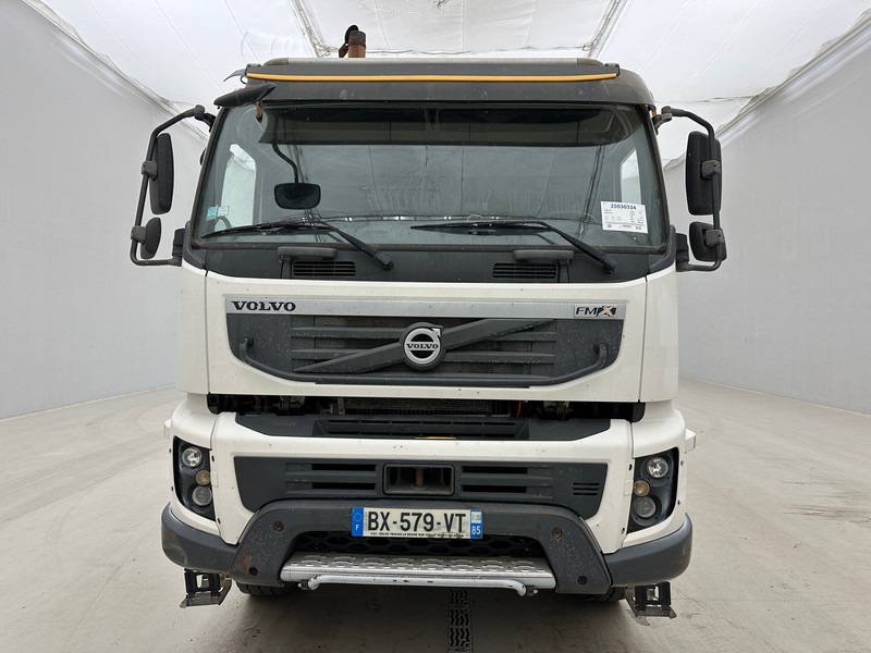 Volvo FMX 410 - 8x4 - Camion malaxeur: photos 2 Volvo FMX 410 - 8x4 - Camion malaxeur: photos 2