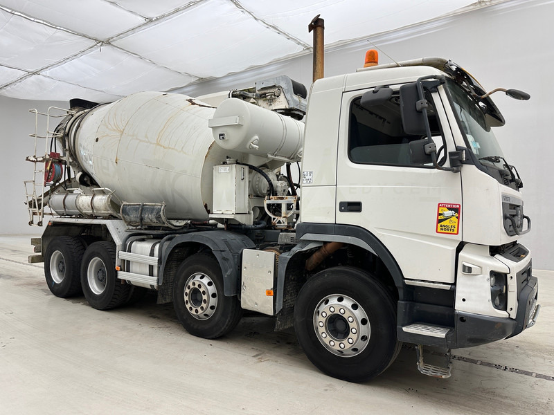 Volvo FMX 410 - 8x4 - Camion malaxeur: photos 3 Volvo FMX 410 - 8x4 - Camion malaxeur: photos 3