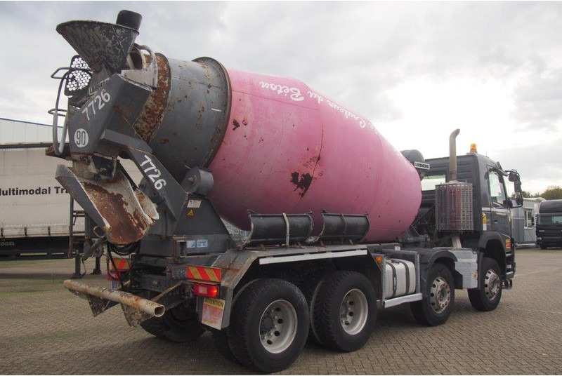 Volvo FMX 410 - 8x4* - Camion malaxeur: photos 4 Volvo FMX 410 - 8x4* - Camion malaxeur: photos 4