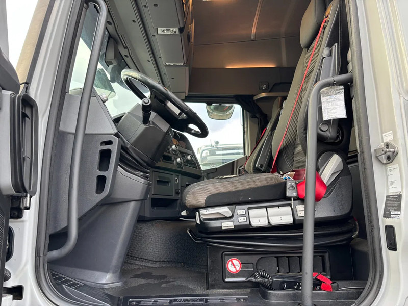 Renault T480 Retarder Euro 6 (KD016445) - Tracteur routier: photos 5 Renault T480 Retarder Euro 6 (KD016445) - Tracteur routier: photos 5