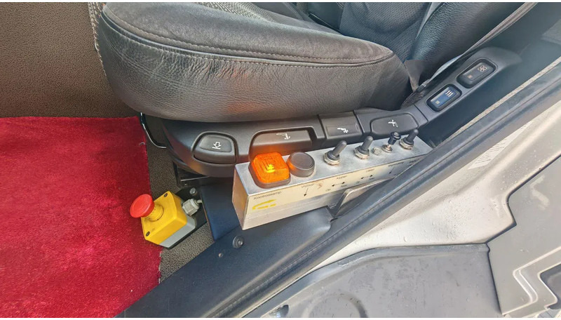 Camion - système de câble DAF CF 370 4x2 MET HTS 1425.5.130 KABELSYSTEEM 14 TON: photos 15 Camion - système de câble DAF CF 370 4x2 MET HTS 1425.5.130 KABELSYSTEEM 14 TON: photos 15