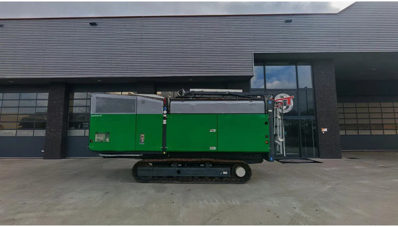 Komptech CRAMBO 6000 MOBILE SLOW-SPEED SHREDDER - Broyeur de végétaux: photos 1 Komptech CRAMBO 6000 MOBILE SLOW-SPEED SHREDDER - Broyeur de végétaux: photos 1