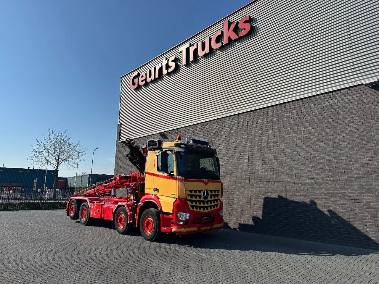 Mercedes-Benz Arocs 3253 L ENA 8X2/4 HMF2820 KRAAN / KRAN/ CRA - Camion ampliroll, Camion grue: photos 5 Mercedes-Benz Arocs 3253 L ENA 8X2/4 HMF2820 KRAAN / KRAN/ CRA - Camion ampliroll, Camion grue: photos 5