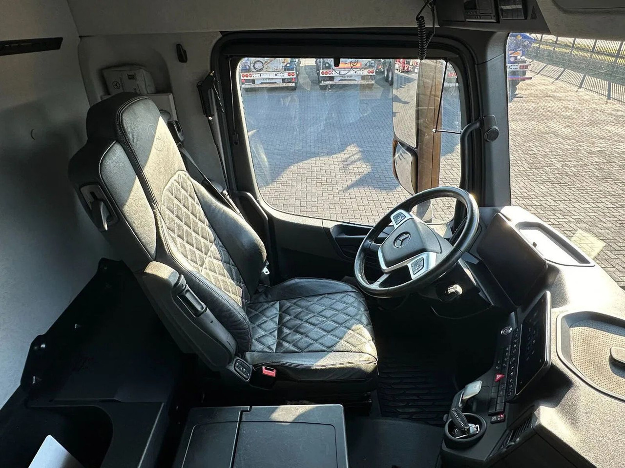 Camion ampliroll, Camion grue Mercedes-Benz Arocs 3253 L ENA 8X2/4 HMF2820 KRAAN / KRAN/ CRA: photos 19