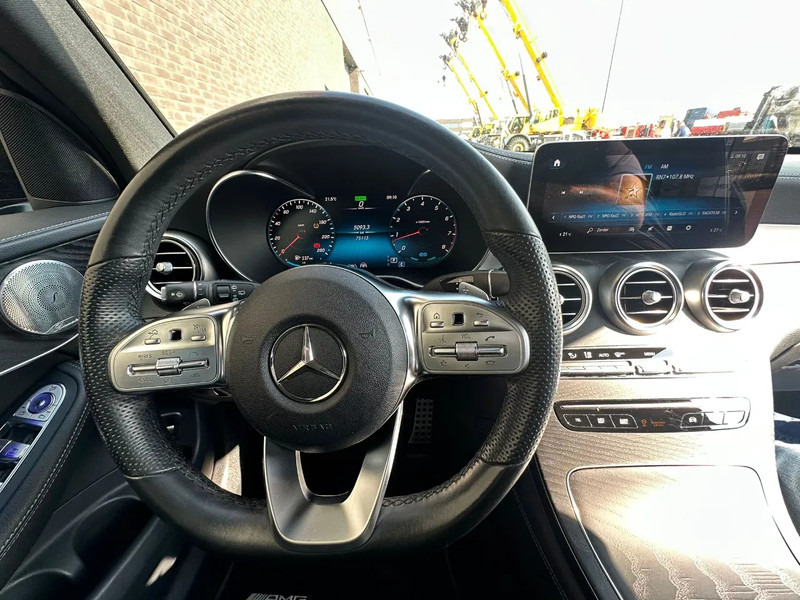 Crédit-bail de Mercedes-Benz GLC AMG 200 4MATIC Mercedes-Benz GLC AMG 200 4MATIC: photos 17