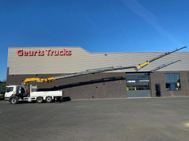 Scania P250 6X2 + COPMA 510.7 + JIB J4 KRAAN/KRAN/CRANE/MONTAGEKRAN/DACHDECKERKRAN/DAKWERKEN/ROOF CRANE - Camion grue: photos 3 Scania P250 6X2 + COPMA 510.7 + JIB J4 KRAAN/KRAN/CRANE/MONTAGEKRAN/DACHDECKERKRAN/DAKWERKEN/ROOF CRANE - Camion grue: photos 3