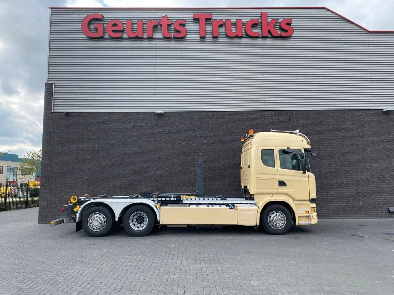 Scania R450 6X2 + PALFINGER HAAKARMSYSTEEM/ABROLLKIPPER - Camion ampliroll: photos 5 Scania R450 6X2 + PALFINGER HAAKARMSYSTEEM/ABROLLKIPPER - Camion ampliroll: photos 5