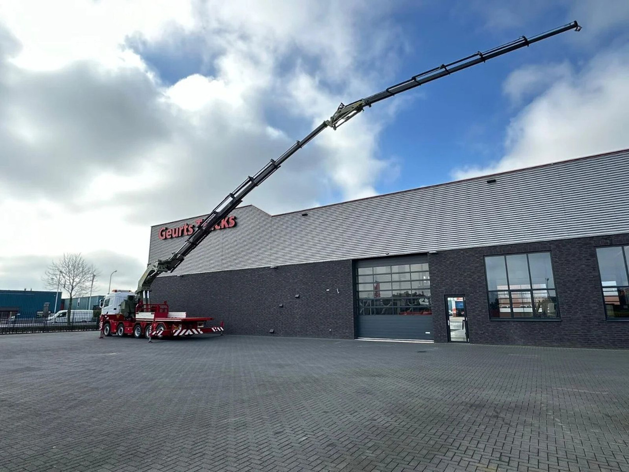 Scania R480 10X4 TREKKER-BAKWAGEN COMBI + PALFINGER PK - Camion grue: photos 3 Scania R480 10X4 TREKKER-BAKWAGEN COMBI + PALFINGER PK - Camion grue: photos 3