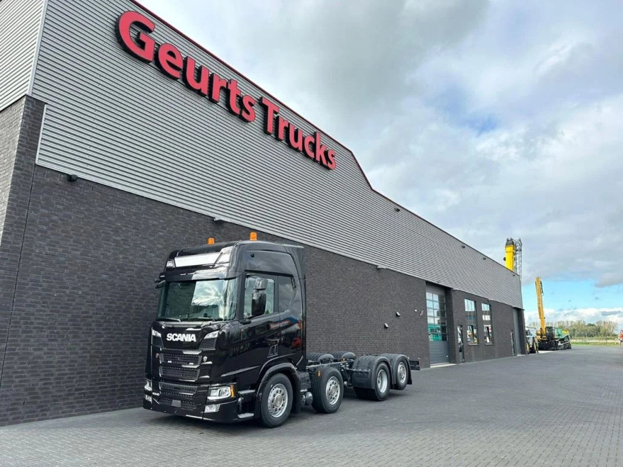 Scania R540 NGS 8X2 CHASSIS NIEUW/NEUE/NEW FULL OPTIONS - Châssis cabine: photos 2 Scania R540 NGS 8X2 CHASSIS NIEUW/NEUE/NEW FULL OPTIONS - Châssis cabine: photos 2