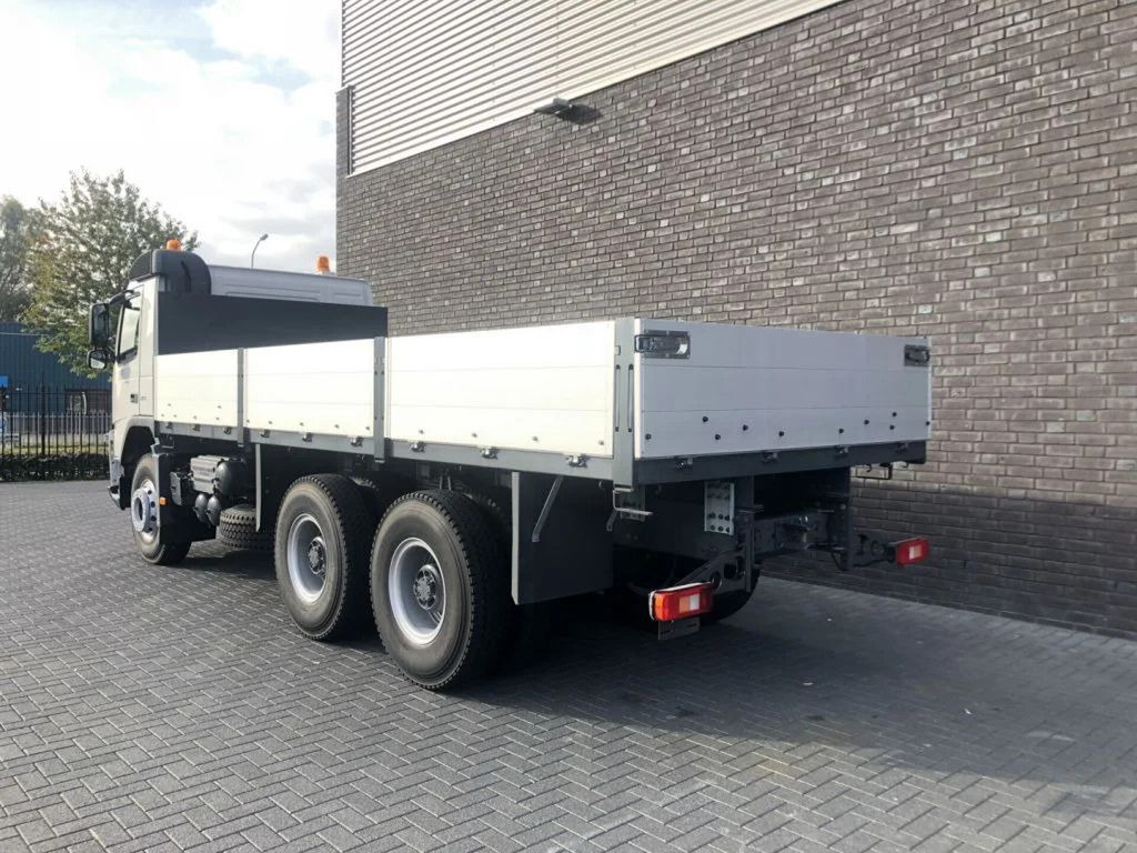 Volvo FM 370 6X4 CARGO TRUCK RHD UNUSED - Camion plateau: photos 3 Volvo FM 370 6X4 CARGO TRUCK RHD UNUSED - Camion plateau: photos 3