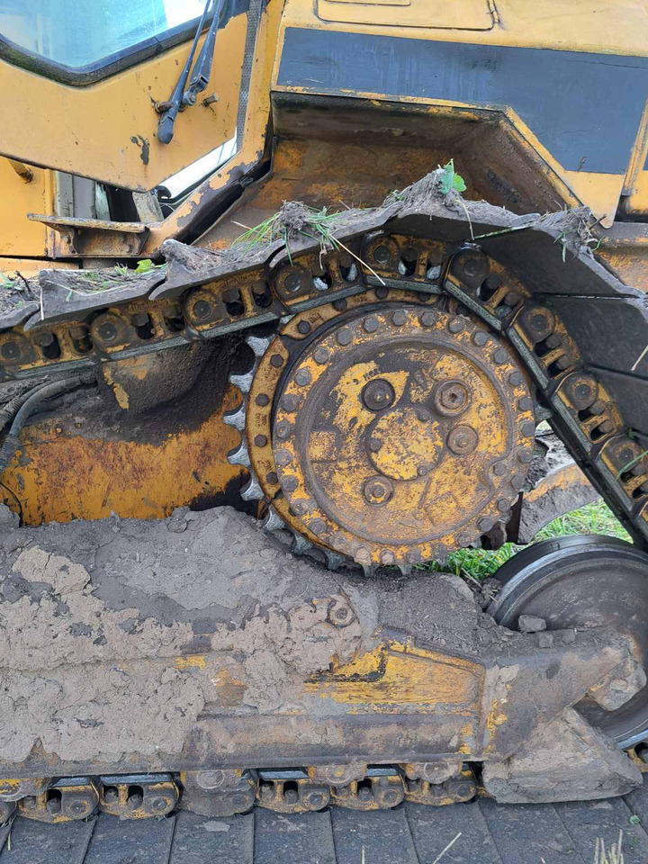 CATERPILLAR D5 M - Bulldozer: photos 3 CATERPILLAR D5 M - Bulldozer: photos 3