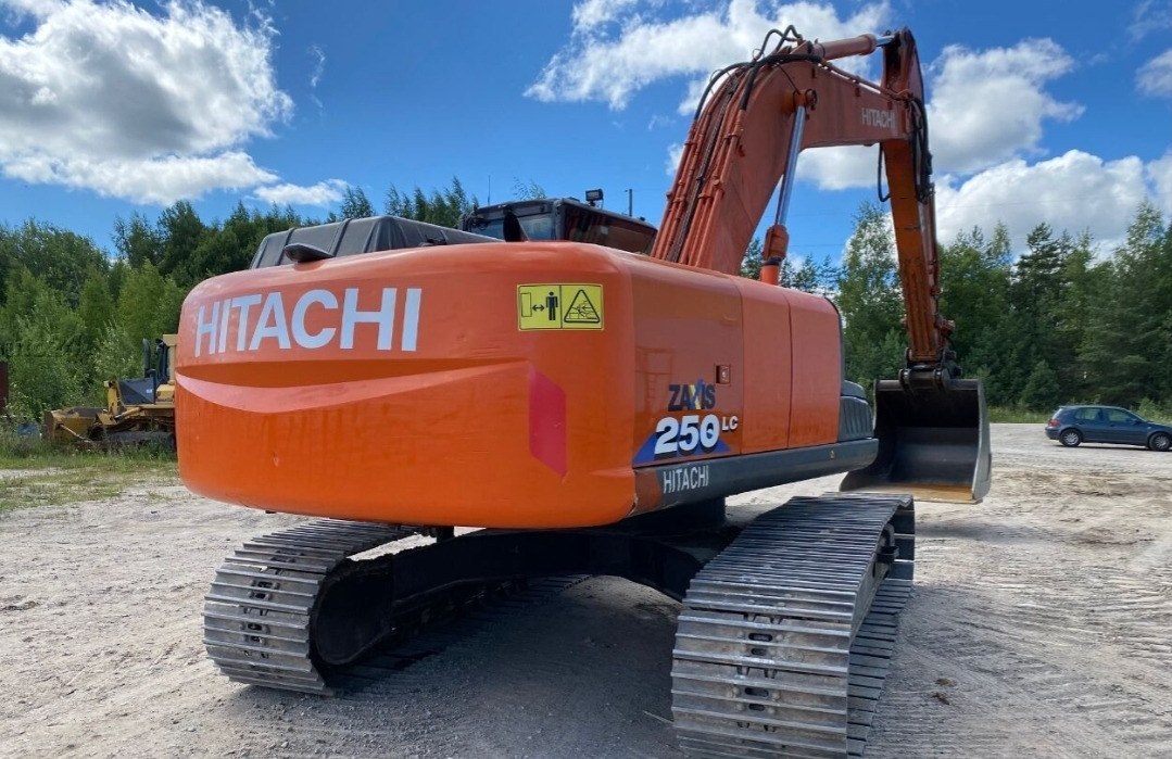 HITACHI ZX 250LC-3 - Pelle sur chenille: photos 3 HITACHI ZX 250LC-3 - Pelle sur chenille: photos 3