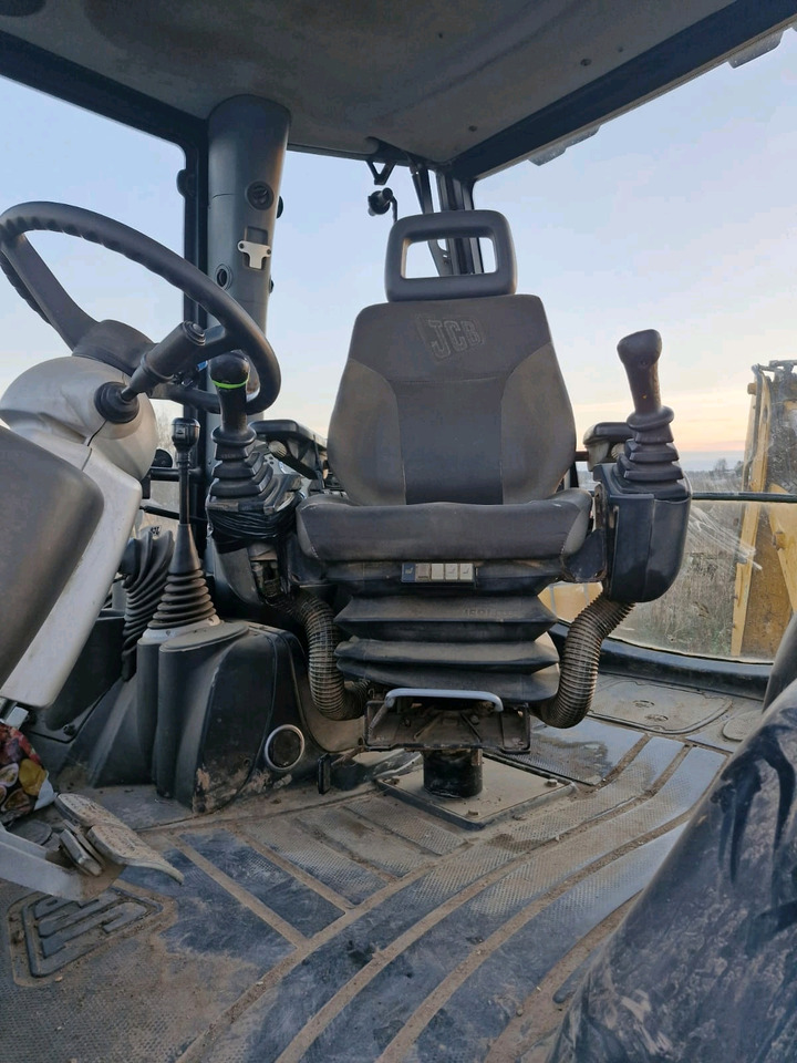 JCB 3cx - Tractopelle: photos 3 JCB 3cx - Tractopelle: photos 3