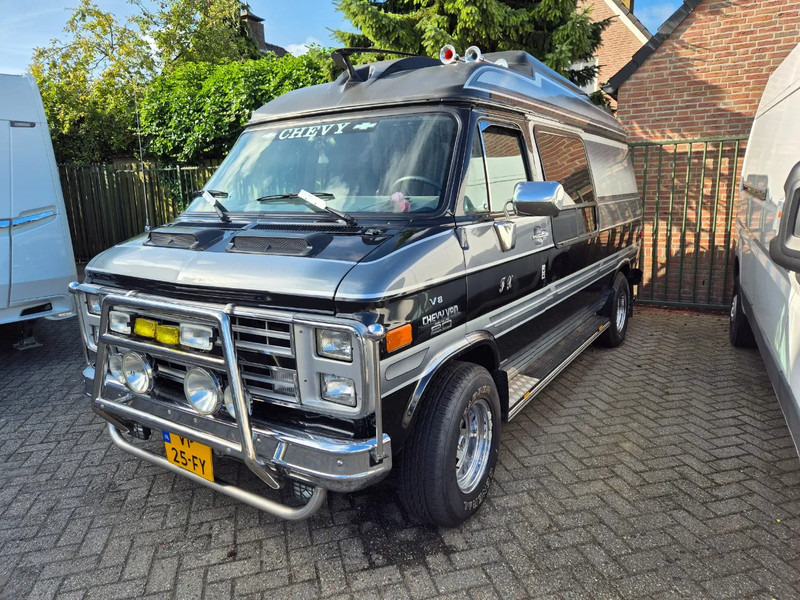 Chevrolet CAMPER CHEVY VAN 20D GLOBEMASTER V8 Diesel autom. - Camping-car: photos 2 Chevrolet CAMPER CHEVY VAN 20D GLOBEMASTER V8 Diesel autom. - Camping-car: photos 2