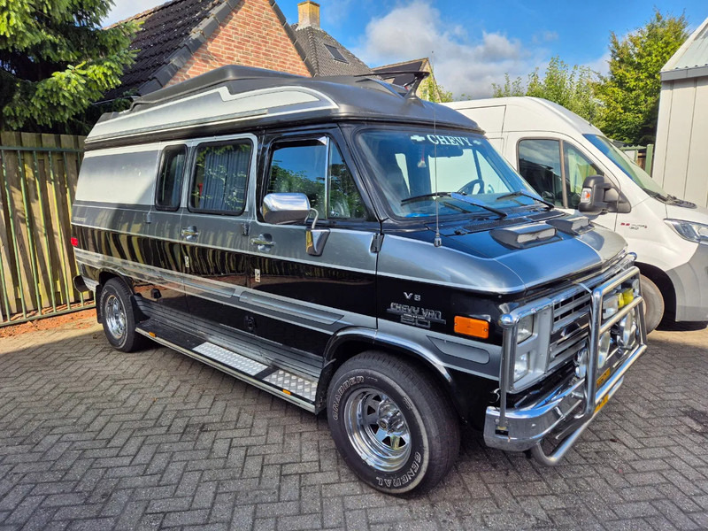 Chevrolet CAMPER CHEVY VAN 20D GLOBEMASTER V8 Diesel autom. - Camping-car: photos 3 Chevrolet CAMPER CHEVY VAN 20D GLOBEMASTER V8 Diesel autom. - Camping-car: photos 3
