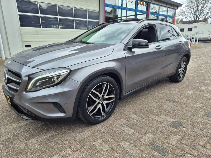 Mercedes-Benz GLA 200 Automaat. AMG. Edition 1 - Berline: photos 5 Mercedes-Benz GLA 200 Automaat. AMG. Edition 1 - Berline: photos 5