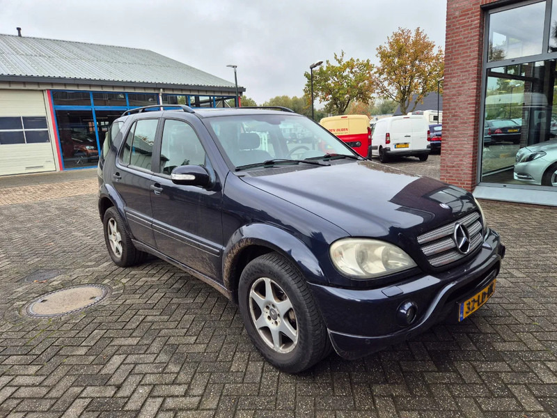 Mercedes-Benz M-Klasse ML 320 autom AMG - Voiture: photos 2 Mercedes-Benz M-Klasse ML 320 autom AMG - Voiture: photos 2