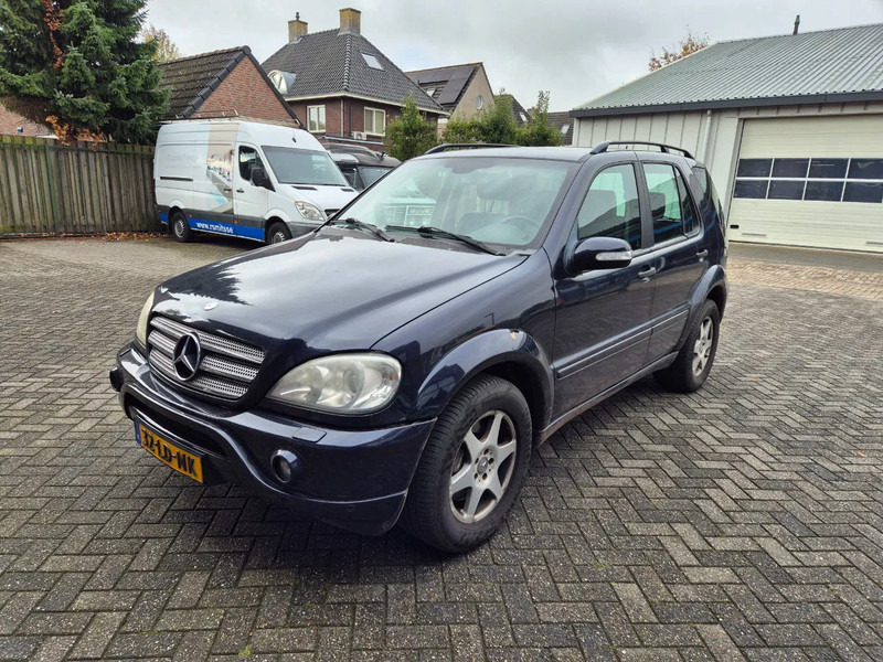 Mercedes-Benz M-Klasse ML 320 autom AMG - Voiture: photos 1 Mercedes-Benz M-Klasse ML 320 autom AMG - Voiture: photos 1
