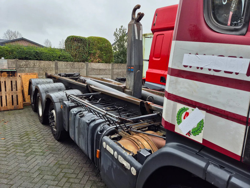 Scania P 420 8x2...... manuel gearbox. - Camion - système de câble: photos 2 Scania P 420 8x2...... manuel gearbox. - Camion - système de câble: photos 2