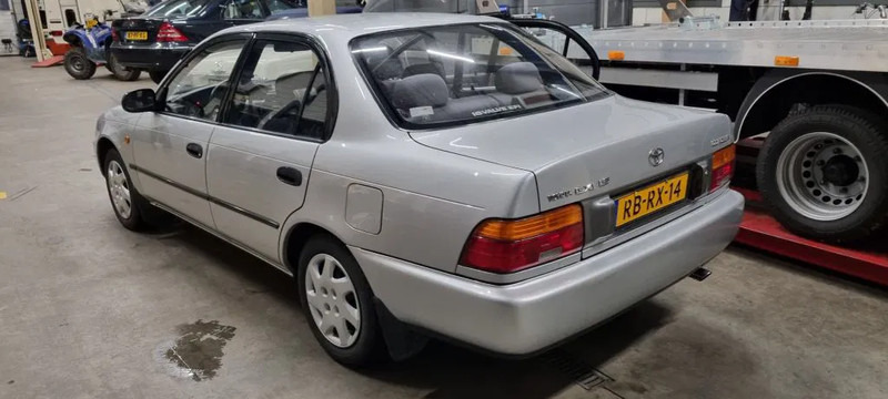 Toyota Corolla GXI 1.6. autom... Limited - Berline: photos 4 Toyota Corolla GXI 1.6. autom... Limited - Berline: photos 4