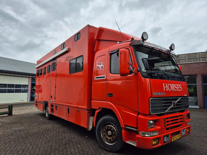 Volvo FH 12 380pk luchtgeveerd voor en achteras - Camion chevaux: photos 4 Volvo FH 12 380pk luchtgeveerd voor en achteras - Camion chevaux: photos 4