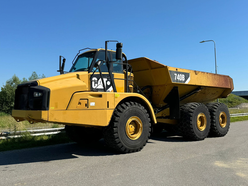 Caterpillar 740B - Tombereau articulé: photos 2 Caterpillar 740B - Tombereau articulé: photos 2