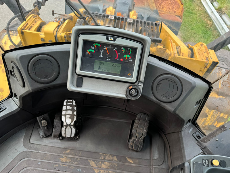 Chargeuse sur pneus Caterpillar 966M XE | 3th function: photos 20