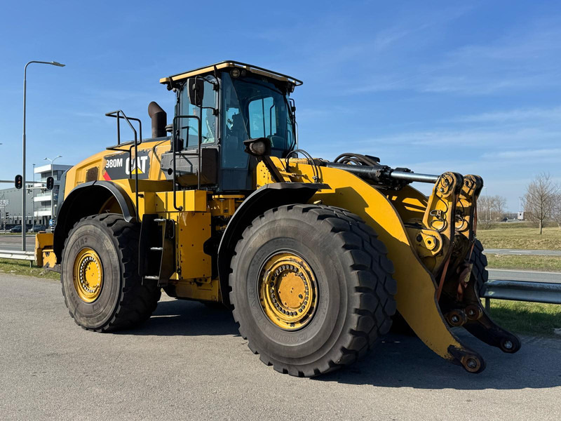 Chargeuse sur pneus Caterpillar 980M: photos 8