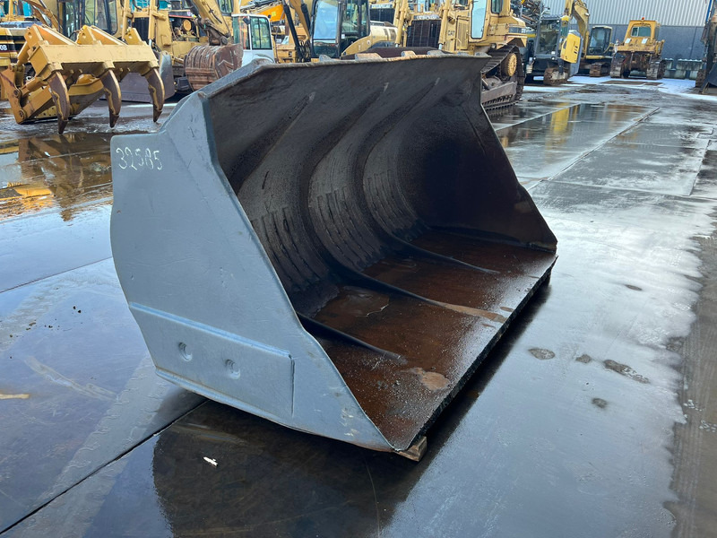 Caterpillar Bucket 950 - Godet: photos 3 Caterpillar Bucket 950 - Godet: photos 3