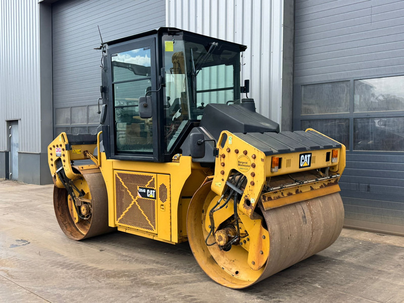 Caterpillar CD54B - Compacteur: photos 5 Caterpillar CD54B - Compacteur: photos 5