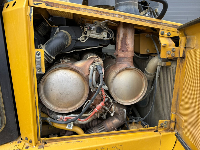 Bulldozer Caterpillar D6T LGP: photos 18