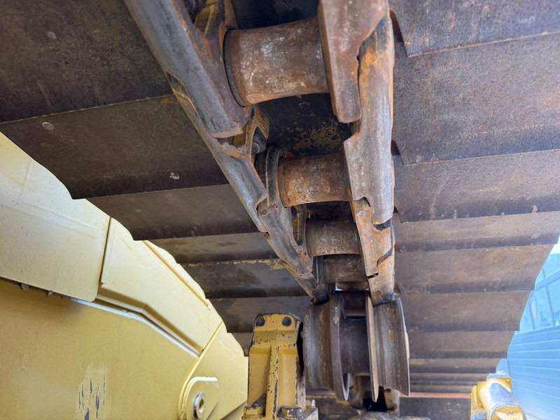 Bulldozer Caterpillar D6T LGP: photos 15