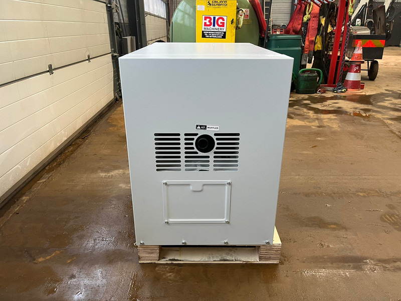 Giga power 10 kVA generator set - PLD12000SE - Groupe électrogène: photos 5 Giga power 10 kVA generator set - PLD12000SE - Groupe électrogène: photos 5