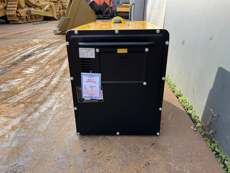 Giga power 8 kVA generator - PLD8500SE - Groupe électrogène: photos 4 Giga power 8 kVA generator - PLD8500SE - Groupe électrogène: photos 4