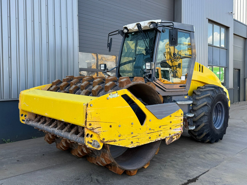 Hamm H13iP Padfoot Compactor - Compacteur: photos 2 Hamm H13iP Padfoot Compactor - Compacteur: photos 2