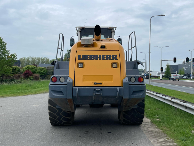 Liebherr L580 - Chargeuse sur pneus: photos 4 Liebherr L580 - Chargeuse sur pneus: photos 4