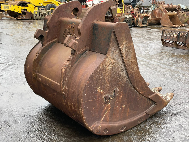 Verachtert Bucket with teeth - Godet: photos 5 Verachtert Bucket with teeth - Godet: photos 5