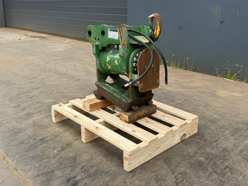 Powertilt Xtra Tilt CAT 302 - Attache rapide: photos 4 Powertilt Xtra Tilt CAT 302 - Attache rapide: photos 4
