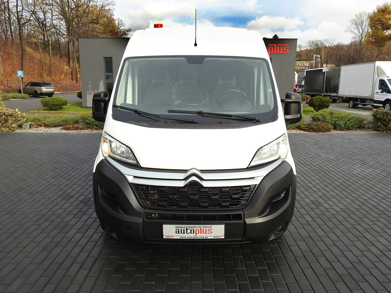 CITROEN JUMPER BOX DELIVERY VAN 6 SEATS AIR CONDITIONING 140HP - Fourgon utilitaire: photos 5 CITROEN JUMPER BOX DELIVERY VAN 6 SEATS AIR CONDITIONING 140HP - Fourgon utilitaire: photos 5