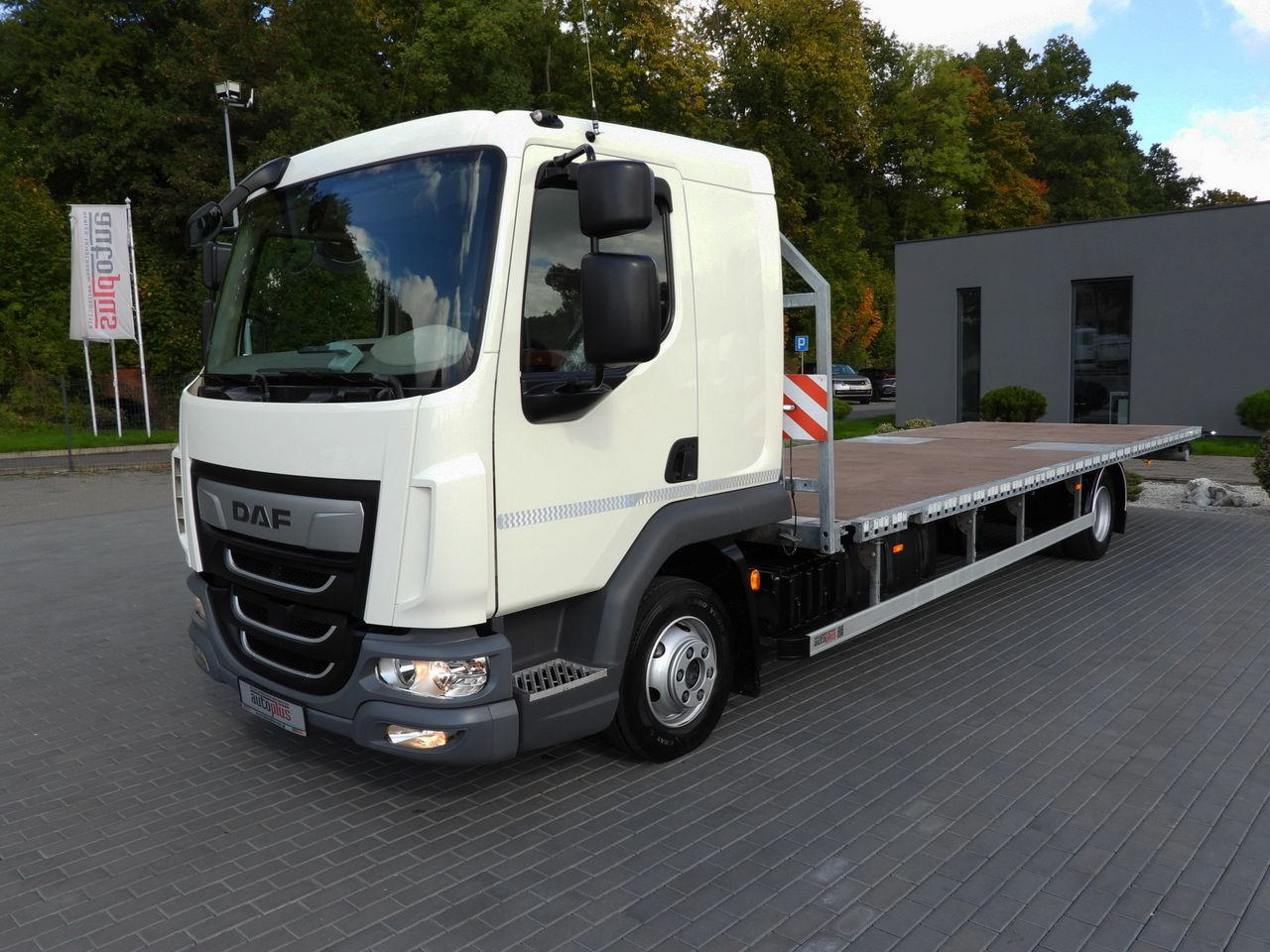 Camion porte-conteneur/ Caisse mobile DAF LF 230 CONTAINER CARRIER PLATFORM + TRAILER WEBASTO CRUISE CONTROL LED LIGHTS PNEUMATICS AUTOMATIC TRANSMISSION  TWIN WHEELS AIR CONDITIONING  230HP: photos 6