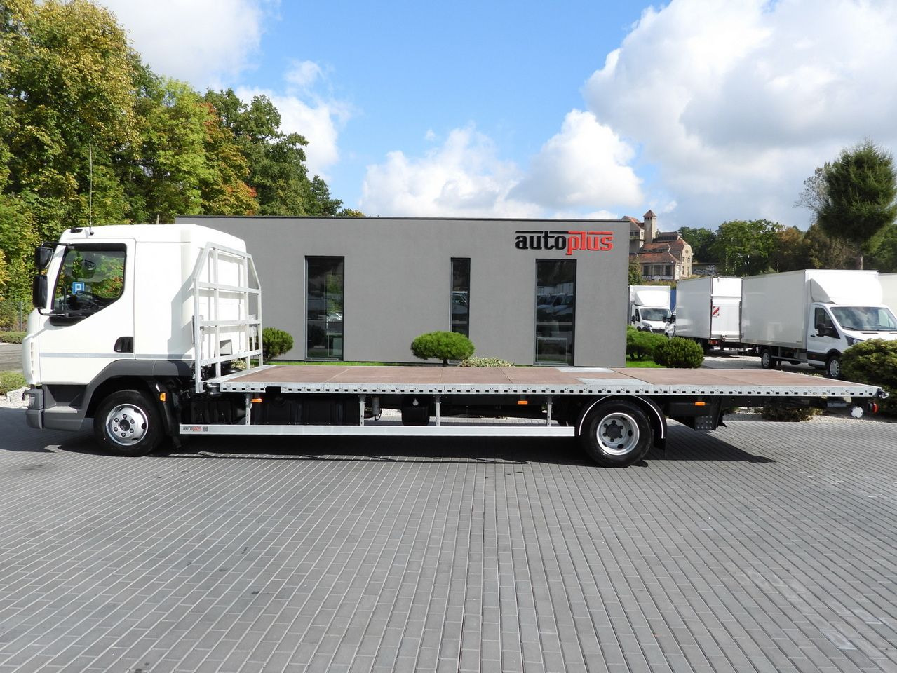 Camion porte-conteneur/ Caisse mobile DAF LF 230 CONTAINER CARRIER PLATFORM + TRAILER WEBASTO CRUISE CONTROL LED LIGHTS PNEUMATICS AUTOMATIC TRANSMISSION  TWIN WHEELS AIR CONDITIONING  230HP: photos 8