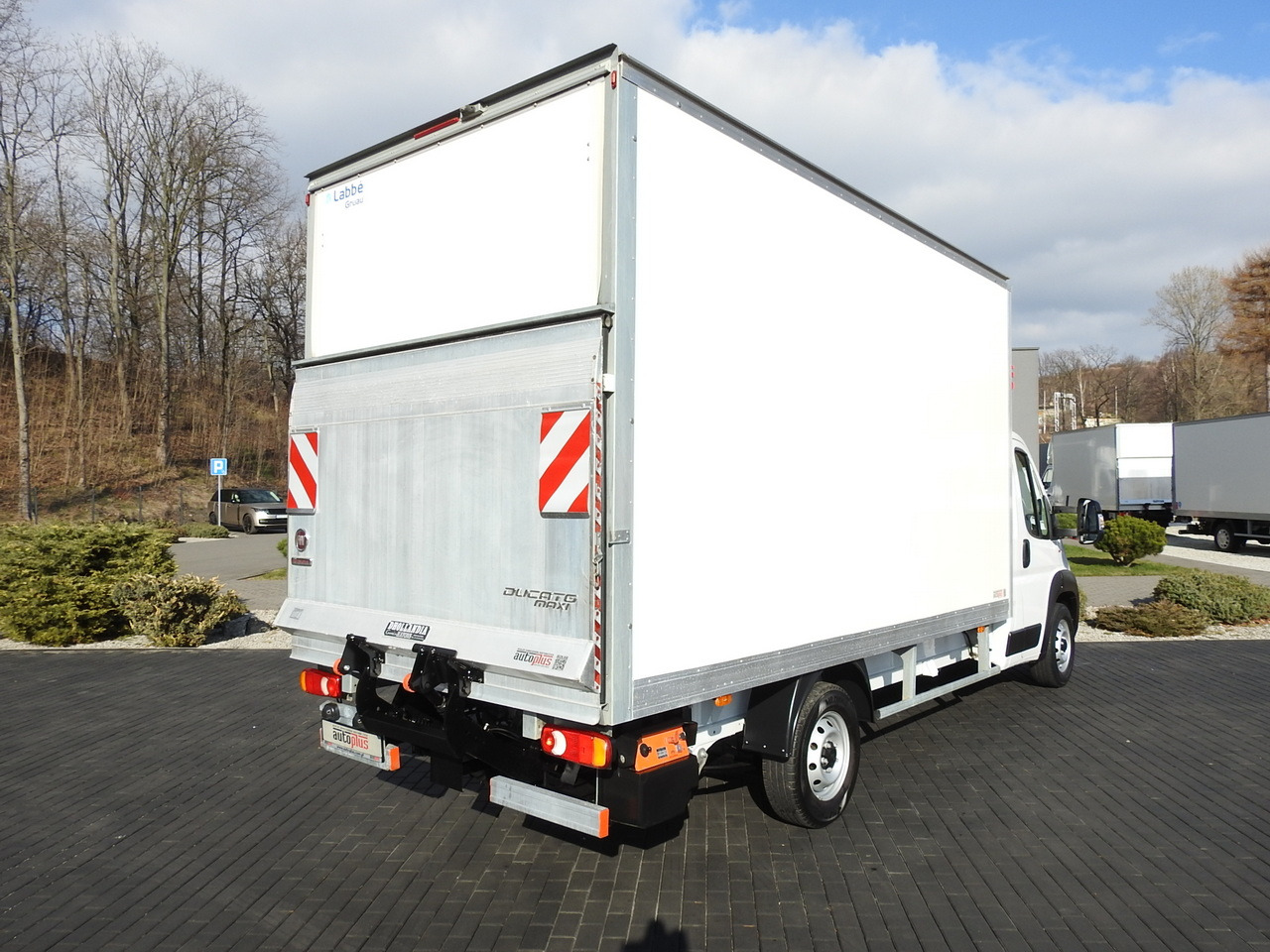 FIAT DUCATO BOX LIFT 8 PALLETS CRUISE CONTROL NAVIGATION LED LIGHTS AIR CONDITIONING 130HP - Utilitaire frigorifique: photos 3 FIAT DUCATO BOX LIFT 8 PALLETS CRUISE CONTROL NAVIGATION LED LIGHTS AIR CONDITIONING 130HP - Utilitaire frigorifique: photos 3