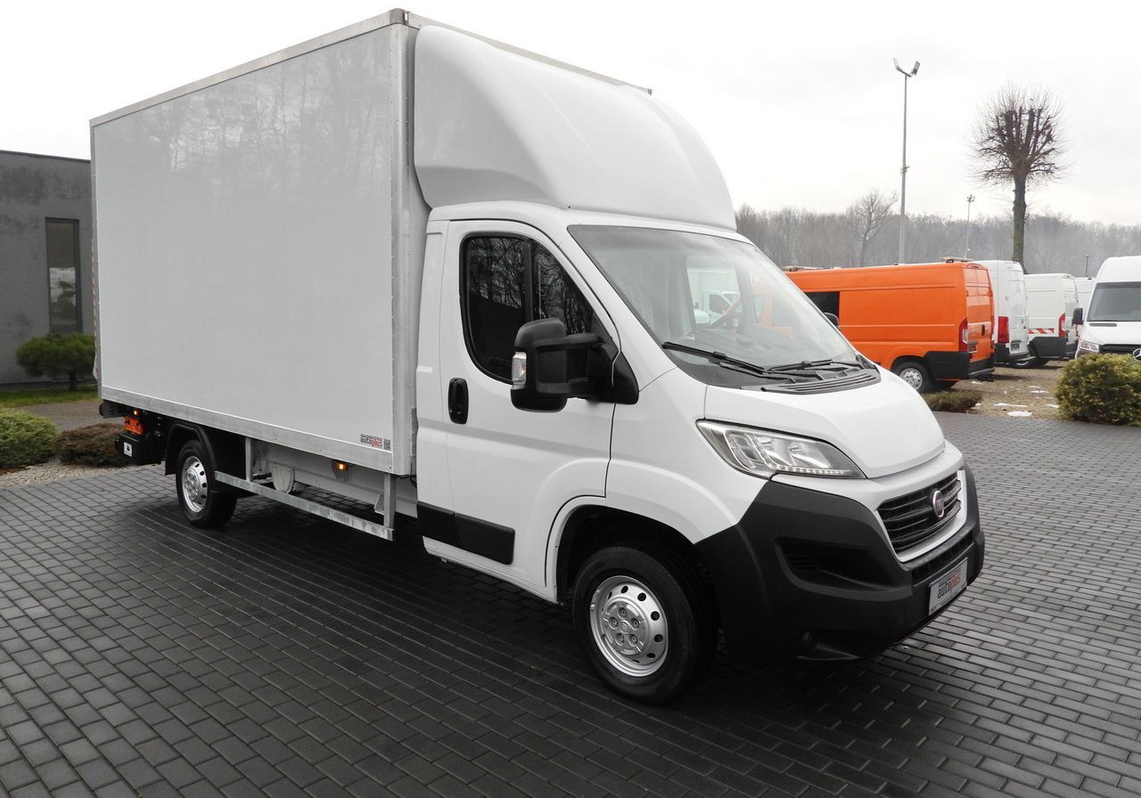 FIAT DUCATO BOX LIFT 8 PALLETS CRUISE CONTROL NAVIGATION LED LIGHTS AIR CONDITIONING 130HP - Fourgon grand volume: photos 4 FIAT DUCATO BOX LIFT 8 PALLETS CRUISE CONTROL NAVIGATION LED LIGHTS AIR CONDITIONING 130HP - Fourgon grand volume: photos 4