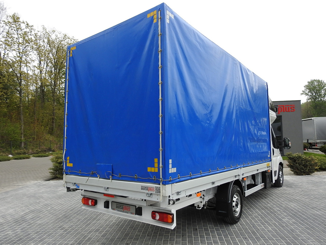 FIAT DUCATO  TARPAULIN 10 PALLETS WEBASTO CRUISE CONTROL AIR CONDITIONING  180HP - Utilitaire rideaux coulissants (PLSC): photos 3 FIAT DUCATO  TARPAULIN 10 PALLETS WEBASTO CRUISE CONTROL AIR CONDITIONING  180HP - Utilitaire rideaux coulissants (PLSC): photos 3