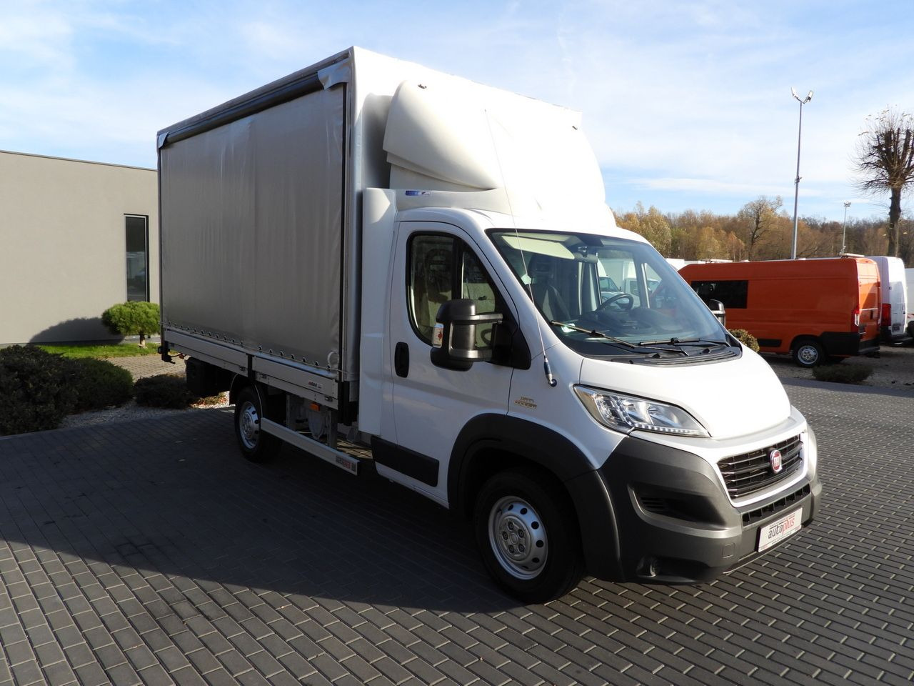 FIAT DUCATO TARPAULIN 8 PALLETS CRUISE CONTROL LED LIGHTS AIR CONDITIONING 150HP - Utilitaire rideaux coulissants (PLSC): photos 4 FIAT DUCATO TARPAULIN 8 PALLETS CRUISE CONTROL LED LIGHTS AIR CONDITIONING 150HP - Utilitaire rideaux coulissants (PLSC): photos 4